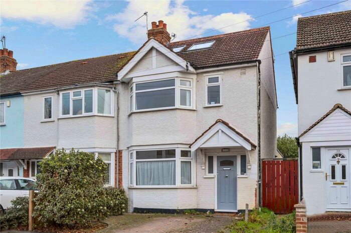 4 Bedroom End Of Terrace House To Rent In Tennyson Avenue, New Malden, Surrey, KT3