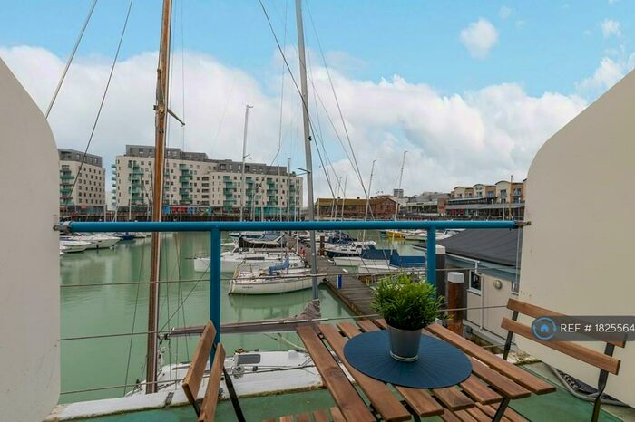 1 Bedroom Maisonette To Rent In Western Concourse, Brighton, BN2