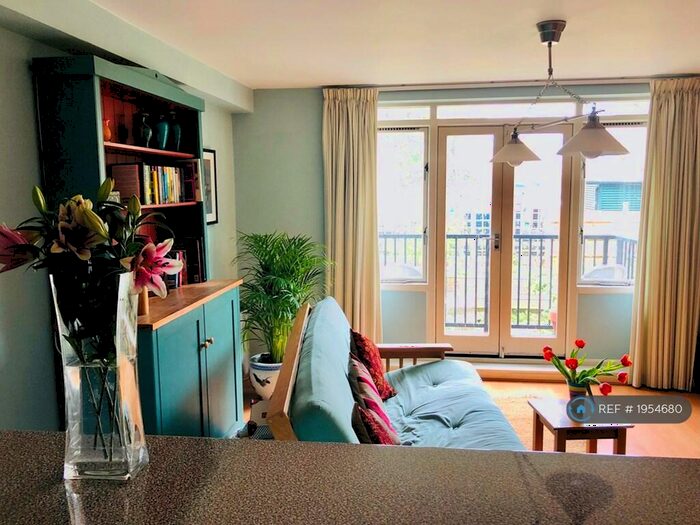 1 Bedroom Flat To Rent In Wharfdale Road, London, N1