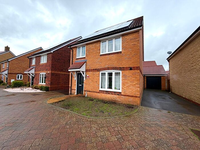 4 Bedroom Detached House To Rent In Bluebell Lane, Didcot, OX11