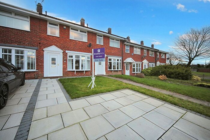 3 Bedroom Property For Sale In Shefford Crescent, Wigan, WN3