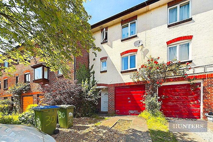 1 Bedroom Terraced House To Rent In Ranelagh Gardens, Southampton, SO15