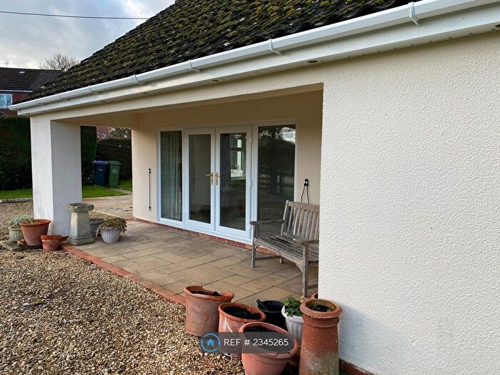 3 Bedroom Bungalow To Rent In Old Draycot Lane, Wiltshire, SN15