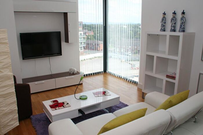 2 Bedroom Apartment To Rent In The Cube, Advent Way, Manchester, M4