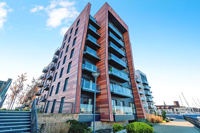 1 Bedroom Flat For Sale In Thomas Blake Avenue, Southampton, Hampshire, SO14