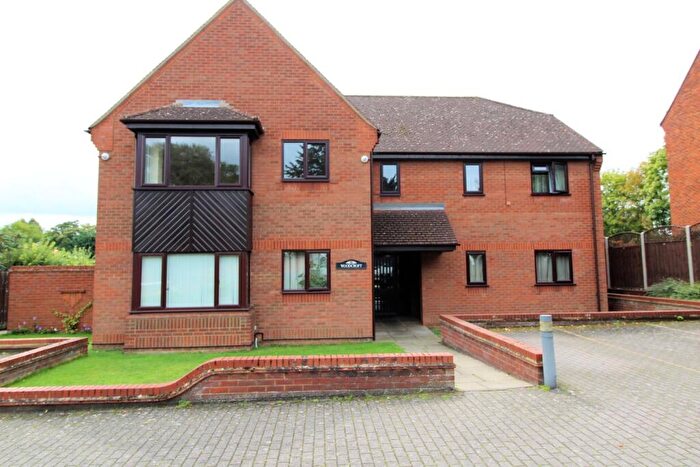 2 Bedroom Apartment To Rent In Wratten Road East, Hitchin, SG5