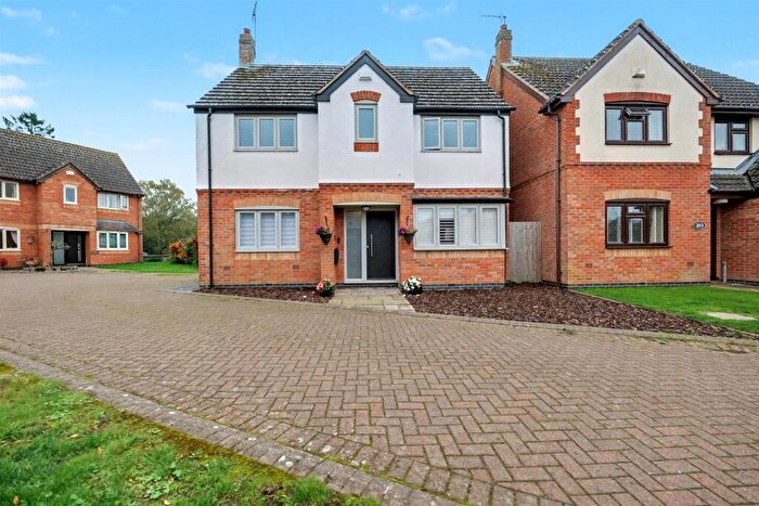 4 Bedroom Detached House For Sale In White Hart Close, Billesdon, LE7