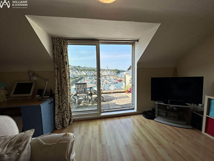 3 Bedroom Terraced House For Sale In Hen Gei Llechi, Y Felinheli, LL56
