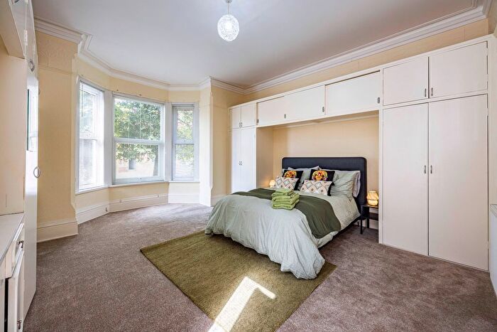 1 Bedroom Flat To Rent In Zulla Road, Nottingham, NG3