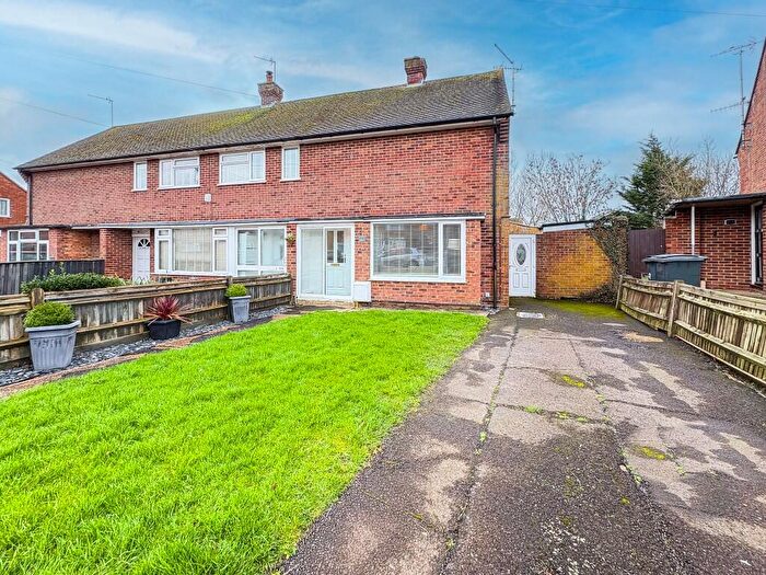2 Bedroom End Of Terrace House For Sale In Southfield, Polegate, East Sussex, BN26
