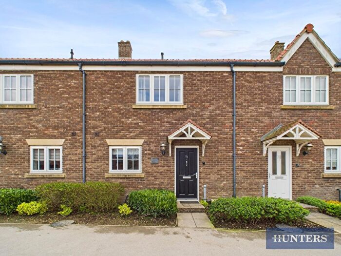 3 Bedroom Terraced House For Sale In Sunrise Drive, The Bay, Filey, YO14
