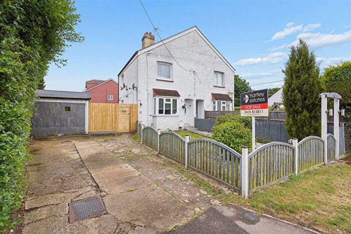 1 Bedroom Maisonette For Sale In Southfields Road, West Kingsdown, TN15