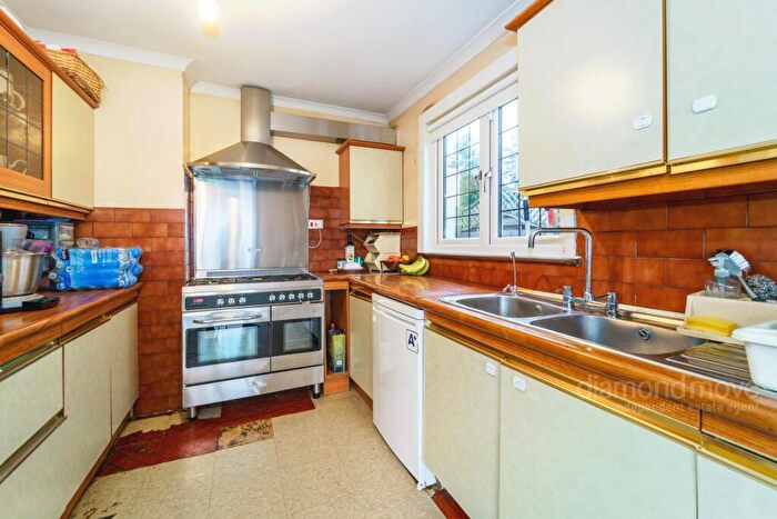 4 Bedroom Detached House For Sale In Old Slade Lane, Iver, SL0