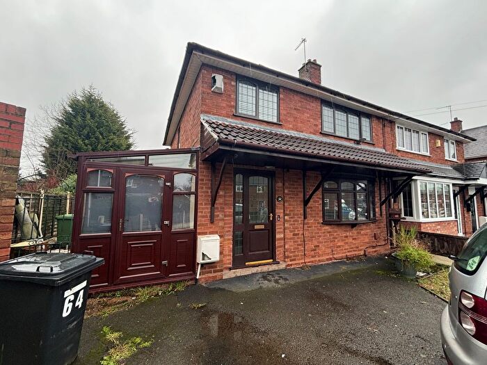3 Bedroom Semi Detached House To Rent In Sandy Crescent, Wolverhampton, WV11