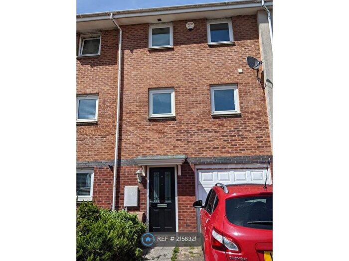 3 Bedroom Terraced House To Rent In Pentre Doc Y Gogledd, Llanelli, SA15