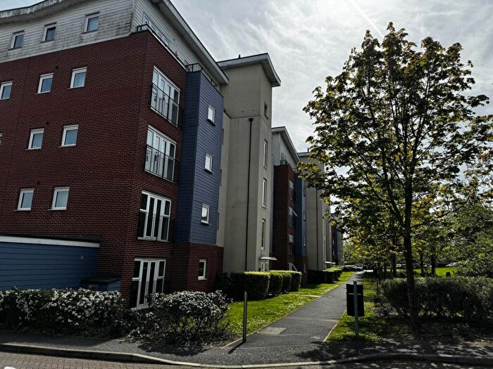 1 Bedroom Flat To Rent In Alexander Square, Eastleigh, SO50