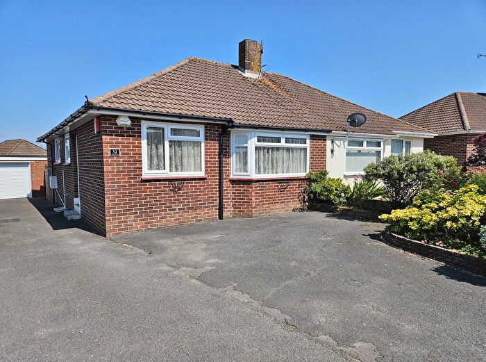 2 Bedroom Semi-Detached Bungalow For Sale In Ferneham Road, Fareham, PO15