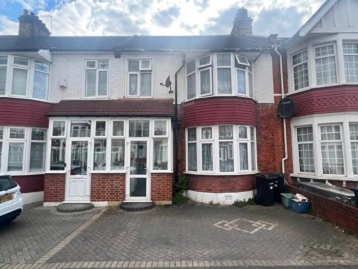 3 Bedroom Terraced House To Rent In Lynford Gardens, Seven Kings, IG3