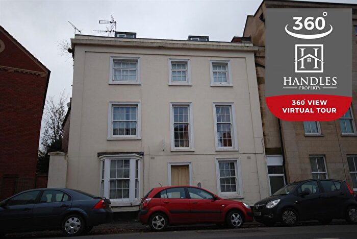 5 Bedroom Flat To Rent In Radford Road, Leamington Spa, CV31