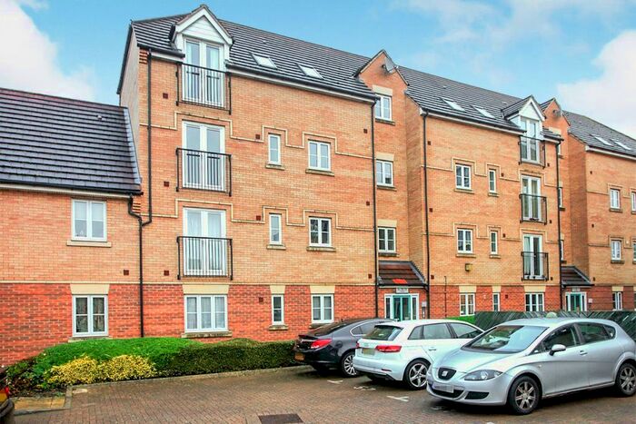 2 Bedroom Flat For Sale In Regal Place, Peterborough, PE2