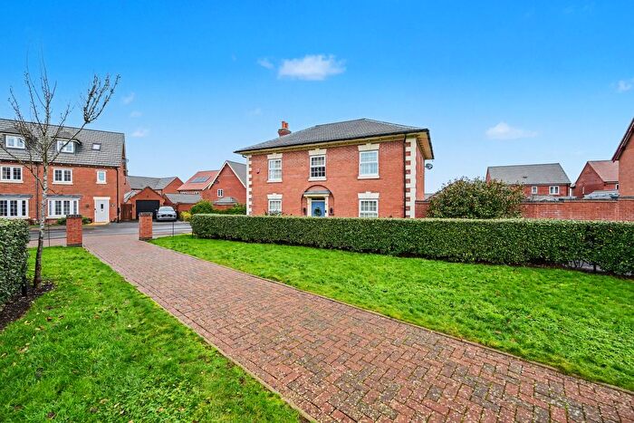 5 Bedroom Detached House For Sale In Faulkner Road, Houlton, Rugby, CV23