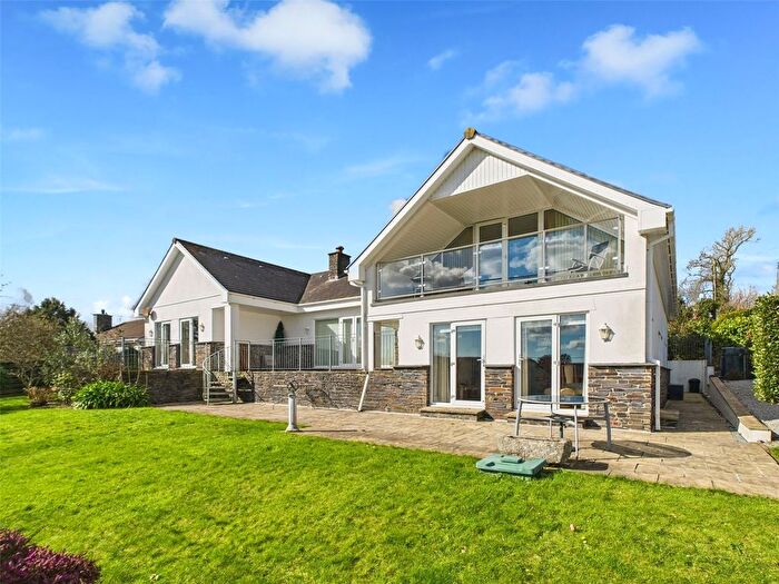 6 Bedroom Detached House For Sale In Burlawn, Wadebridge, PL27