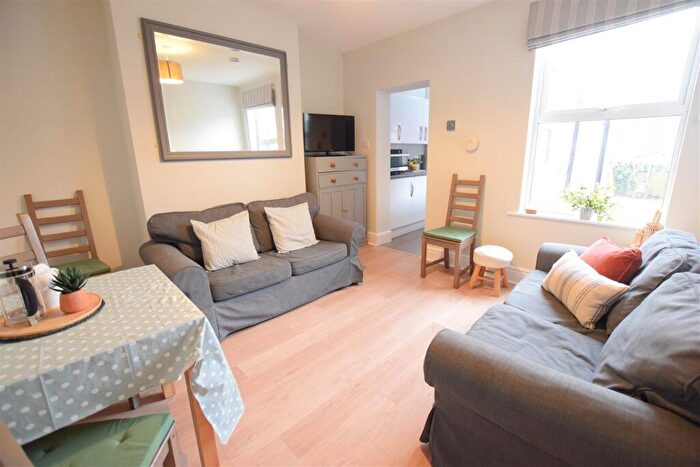 3 Bedroom Terraced House To Rent In Norfolk Street - Student House - /, LN1