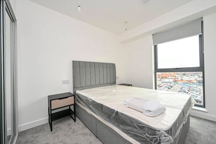 2 Bedroom Flat To Rent In Assay Apartments, Station View, , Guildford, GU1