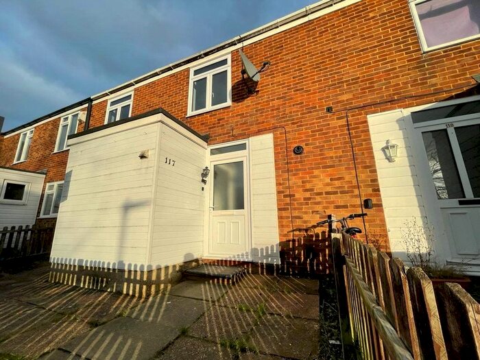 3 Bedroom Terraced House To Rent In Holbeck, Bracknell, Berkshire RG12