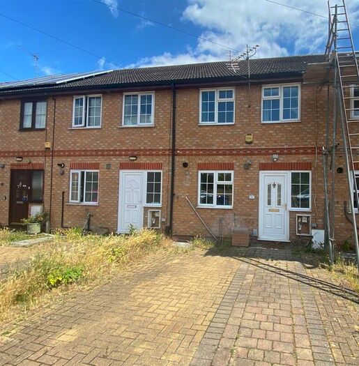 3 Bedroom Terraced House To Rent In Crescent Way, Aveley, South Ockendon, RM15