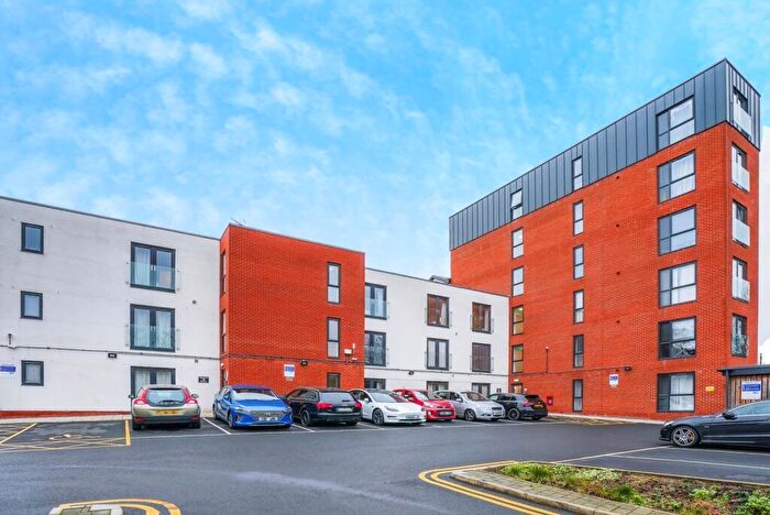 1 Bedroom Flat To Rent In Cross Green Lane, Cross Green, Leeds, LS9