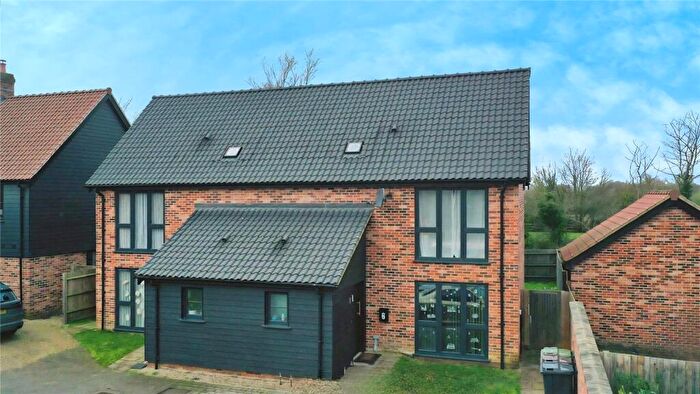 3 Bedroom Semi-Detached House For Sale In Goodrum Close, Ashwellthorpe, Norwich, Norfolk, NR16