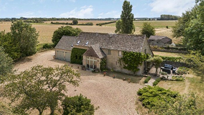 4 Bedroom Detached House For Sale In Harnhill, Cirencester, Gloucestershire, GL7