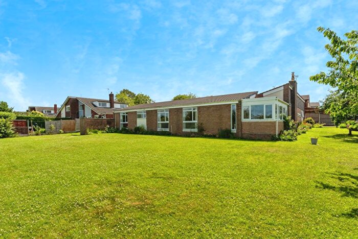 4 Bedroom Bungalow For Sale In Greenlands, Tattenhall, Chester, Cheshire, CH3