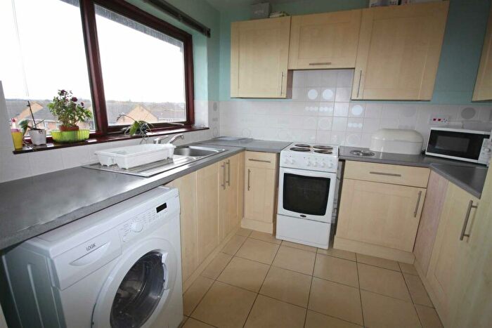 1 Bedroom Flat To Rent In Copse Avenue, Swindon, SN1