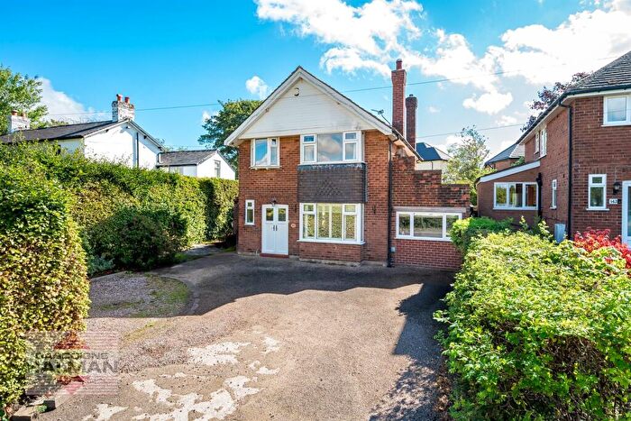 3 Bedroom Detached House For Sale In Knutsford Road, Wilmslow, SK9