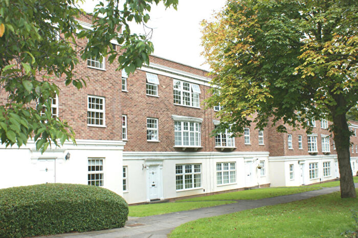2 Bedroom Apartment To Rent In South Shields, NE33