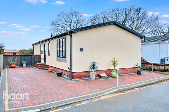2 Bedroom Detached Bungalow For Sale In Oakleigh Residential Park, Clacton-on-Sea, CO16