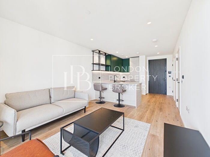 1 Bedroom Flat To Rent In Hemlock Street, London, E14