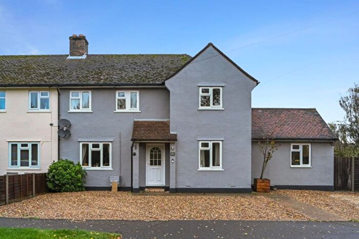 3 Bedroom Semi-Detached House For Sale In Woodbridge, IP12