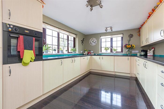 5 Bedroom Detached House For Sale In Folly Lane, Slyne, Lancaster, LA2