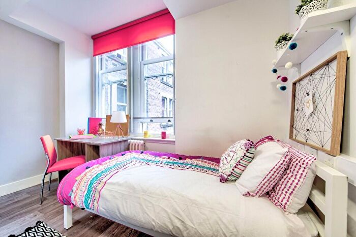 Studio To Rent In St. Andrews Street, Glasgow, G1