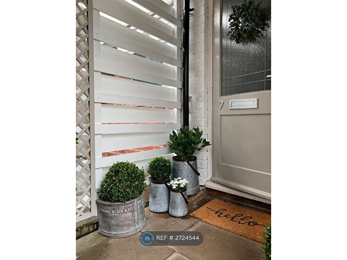 2 Bedroom Flat To Rent In The Race, Handforth, Wilmslow, SK9