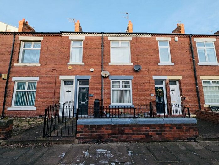 2 Bedroom Flat For Sale In Wellington Street, Hebburn, NE31