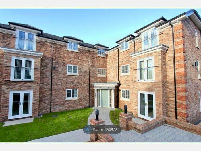 2 Bedroom Flat To Rent In Llys Chatsworth, Prestatyn, LL19