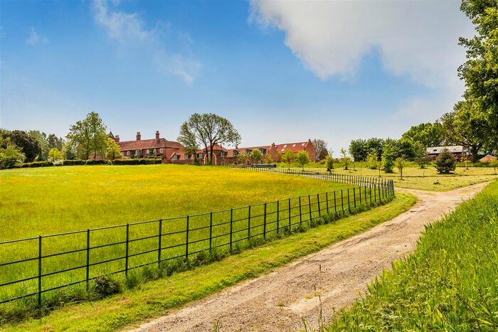 4 Bedroom Detached House To Rent In Maybanks Estate, Cox Green, Rudgwick, West Sussex, RH12