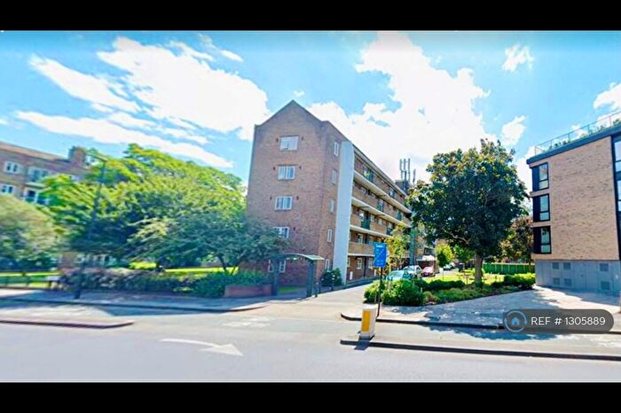 2 Bedroom Flat To Rent In Copeland House, London, SE11