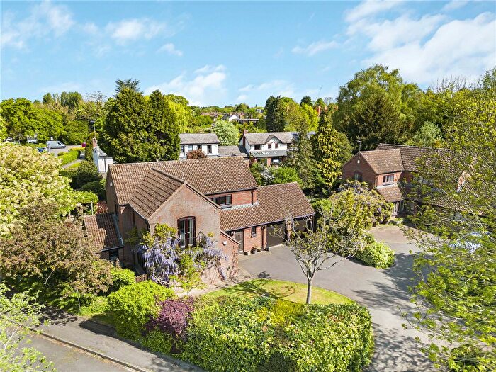 4 Bedroom Detached House For Sale In Church Road, Sandford-On-Thames, Oxford ., OX4