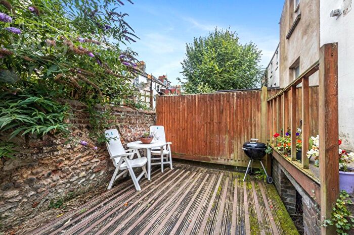 1 Bedroom Flat For Sale In Blatchington Road, Hove, East Sussex, BN3