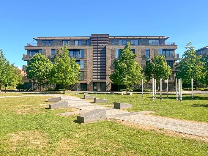 2 Bedroom Flat For Sale In Lilywhite Drive, Cambridge, CB4